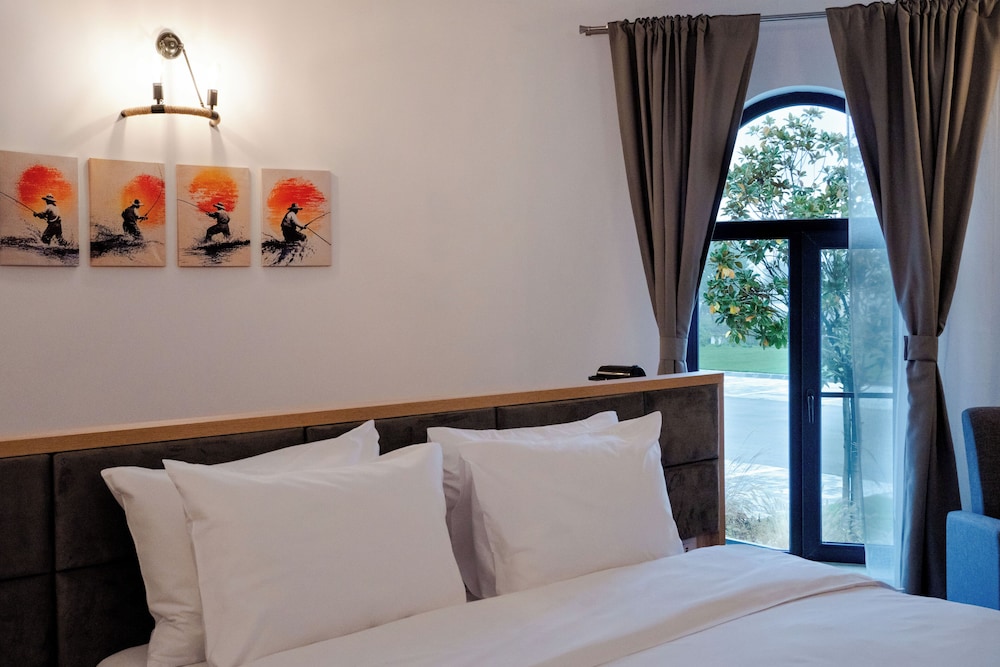 Ayana Coral Bay Resort