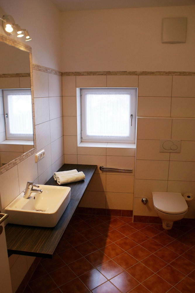 Photo 36