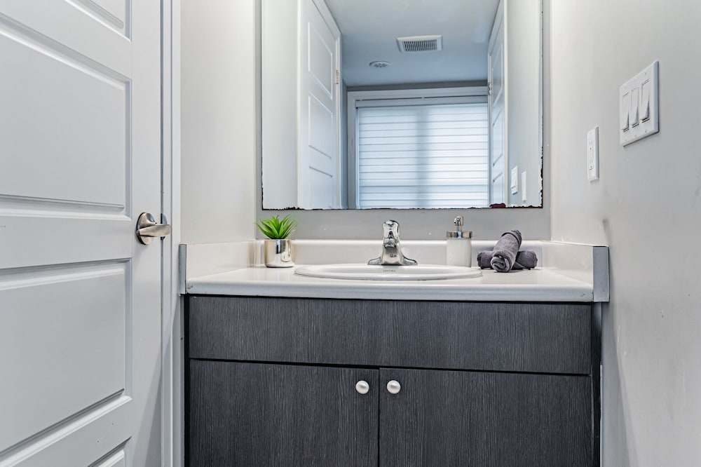 Milton boutique Home