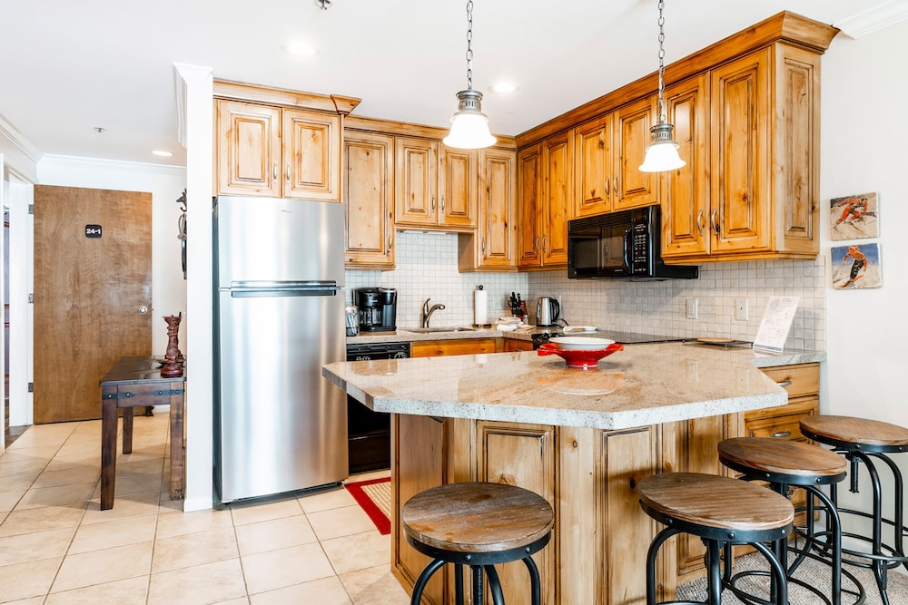 The Loft at Mountain Village by All Seasons Resort Lodging