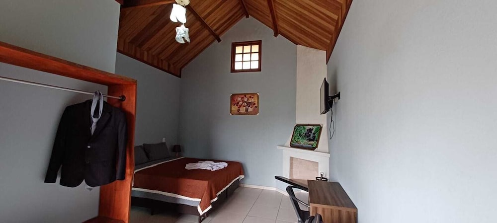 Pousada Montanha Serena