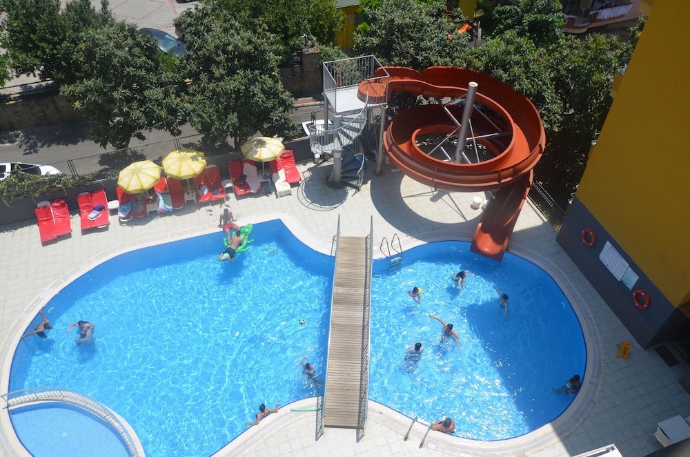 Rose Garden Apart Hotel - Image 8