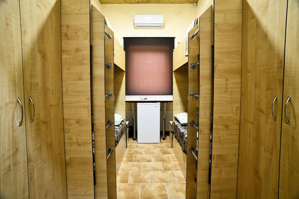 LOGOVO hostel