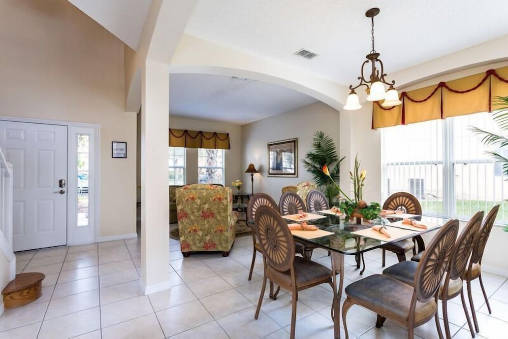 7BR Pool Home Emerald Island by SHV-8567 view 2