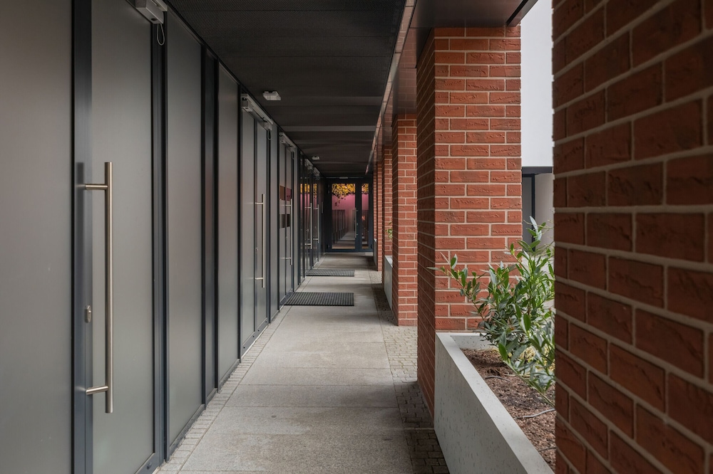 Modern Studio for 2 by Renters