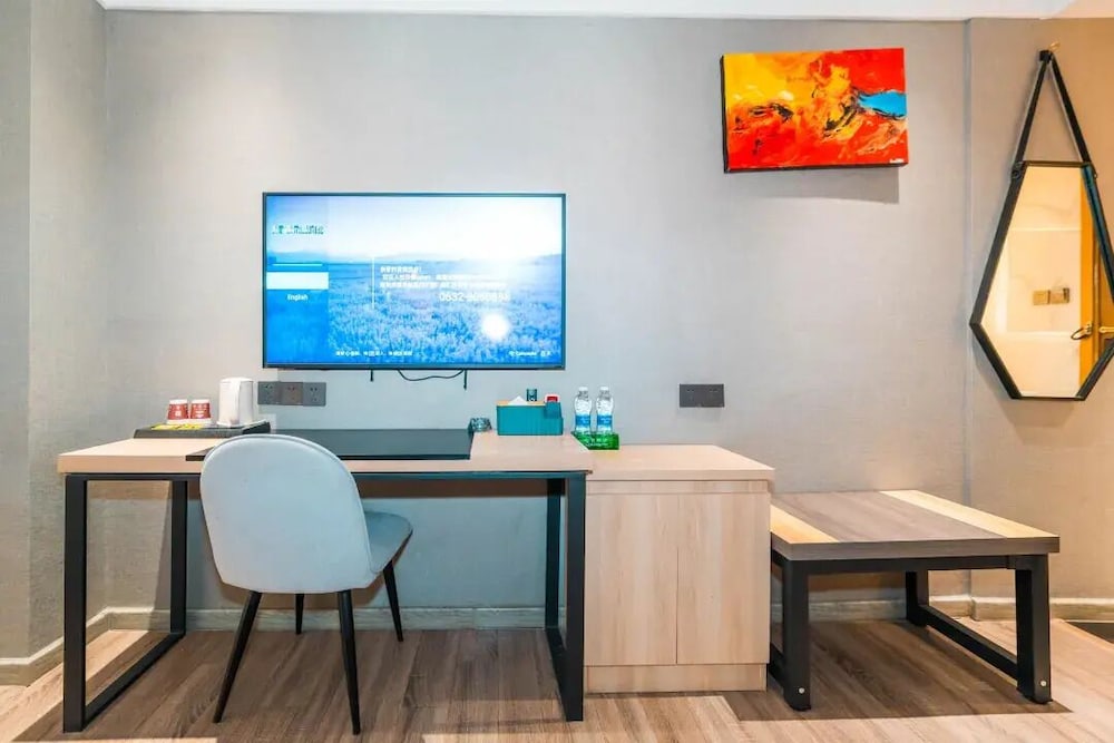 Wode Hotel Tengzhouhuochezhandian