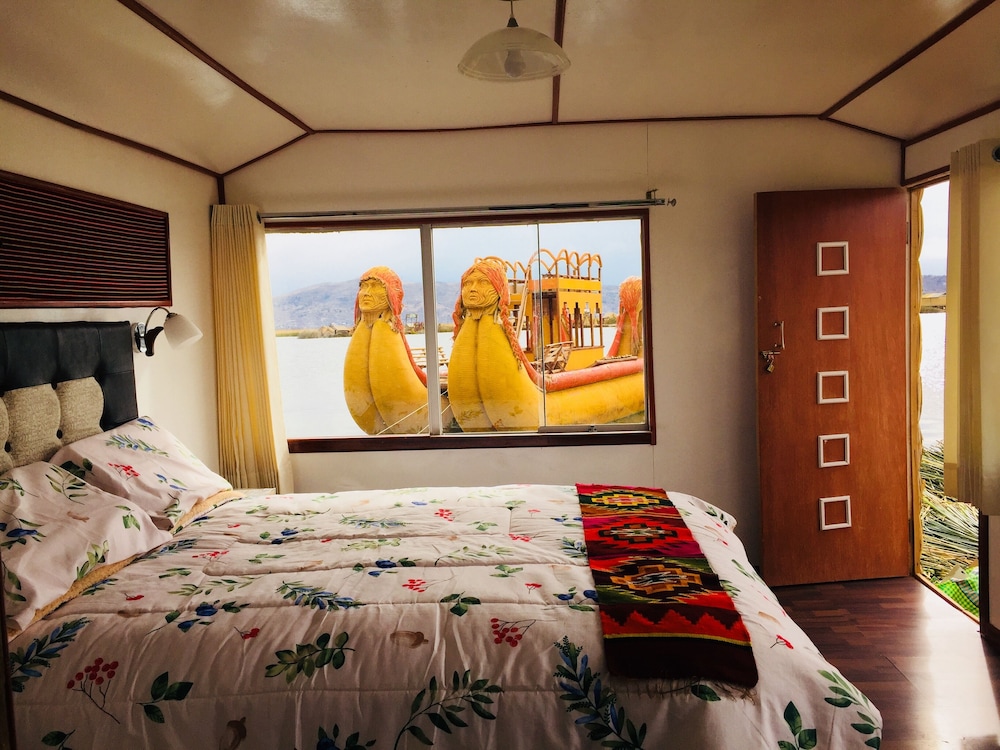 Paisajes del Titicaca Lodge view 2