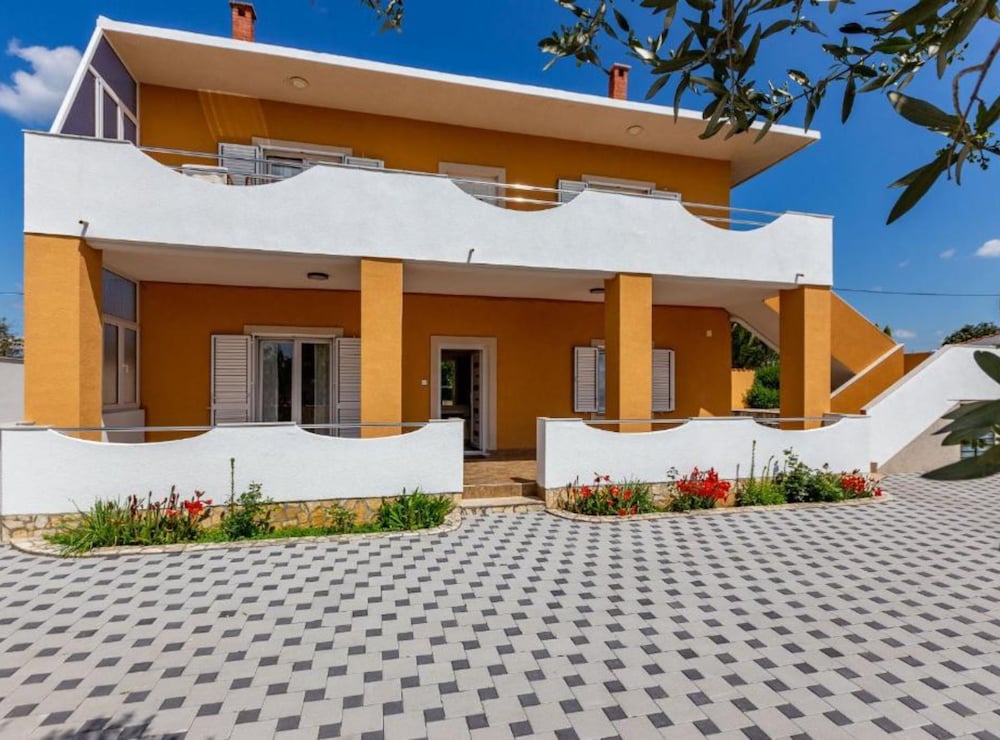 Peaceful Murvica Villa Pool, Garden, and Modern Comfort