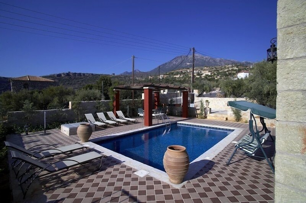 Olympia Villas