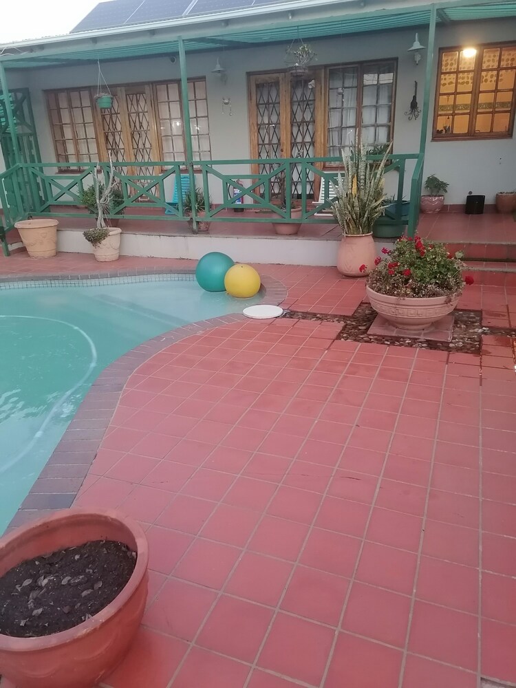 Valleycenter GuestLodge