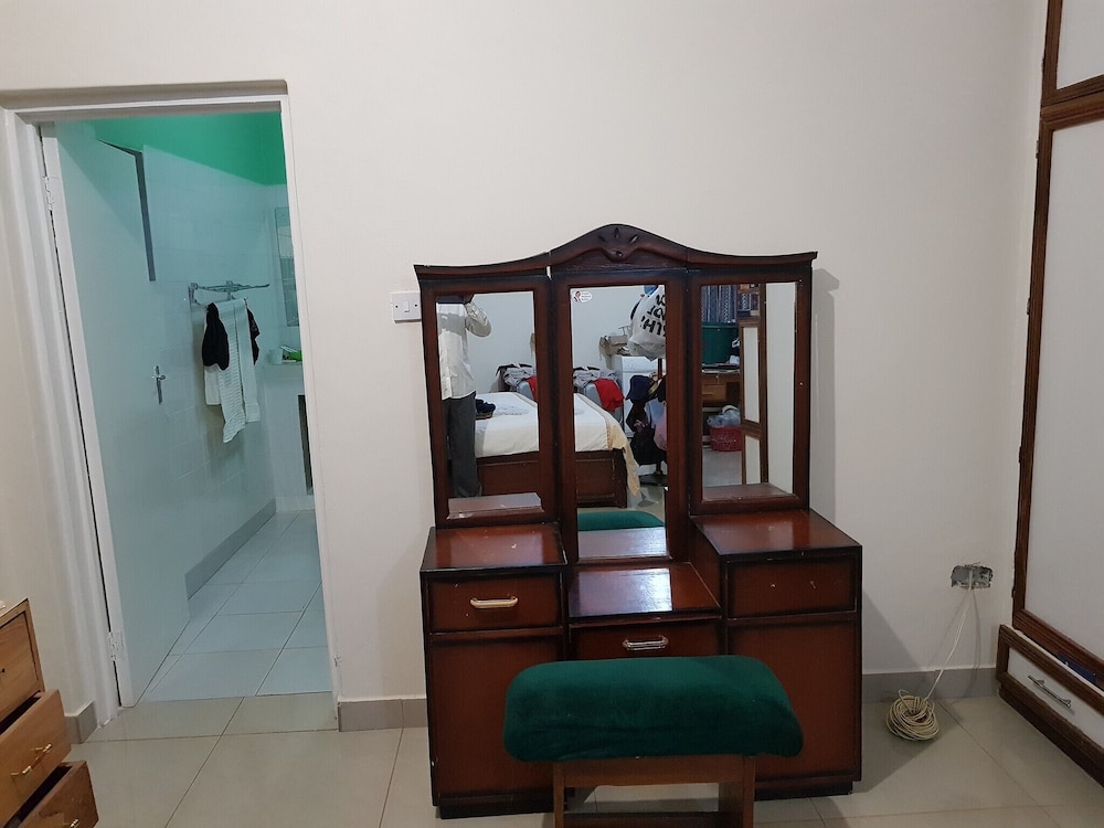 Rayoni Guesthouse B&B view 2