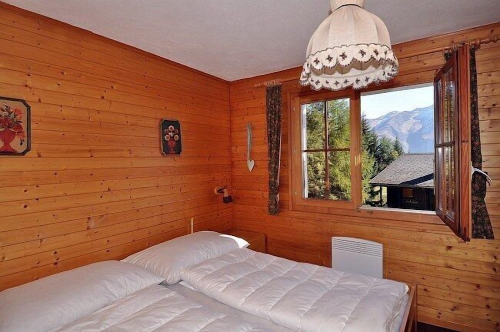 Laurin Mitte view 2