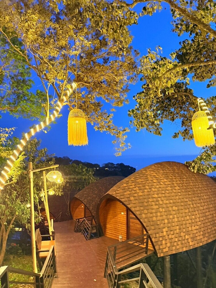 Phumala Lanta Seaview Resort