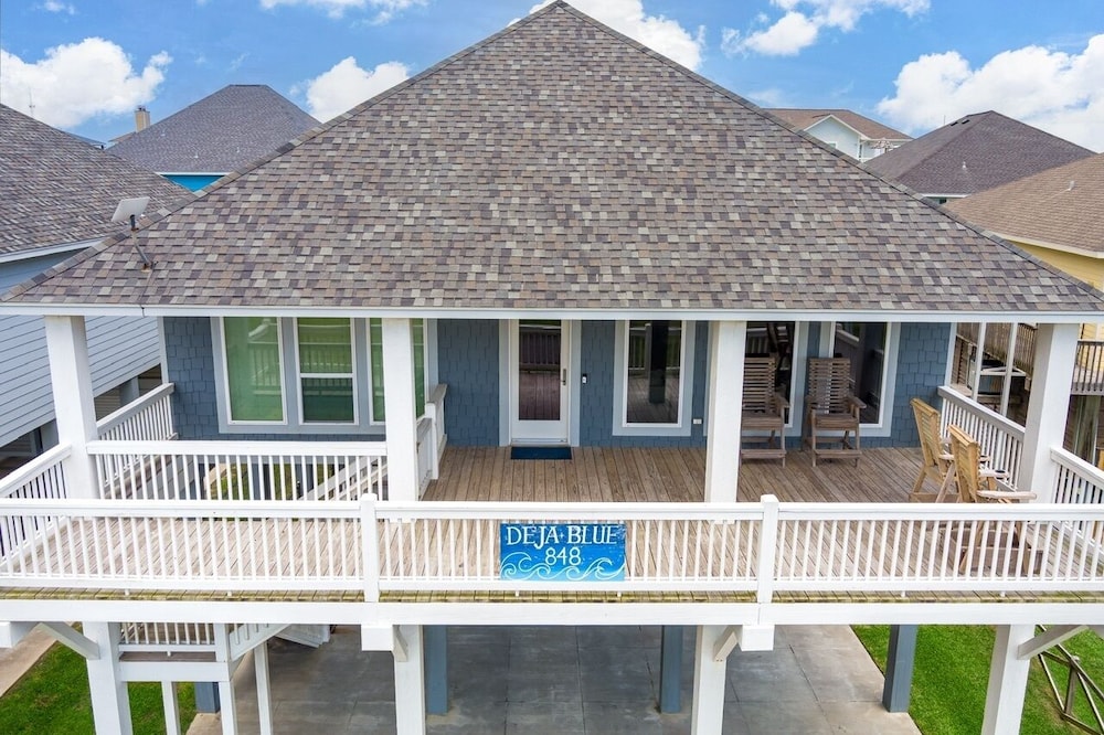 Deja Blue 2 3 Bedroom Home