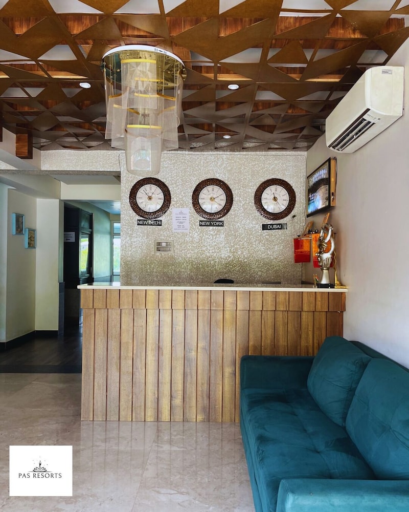 PAS RESORTS