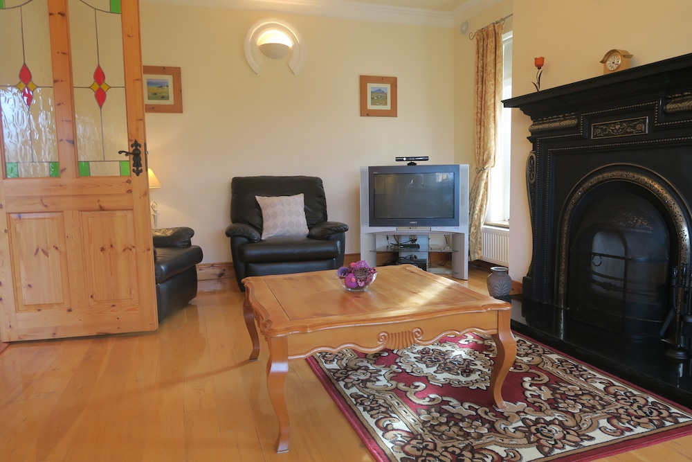 Burkes Holiday Cottages