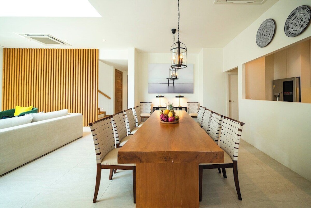 Teak 5BR Pool Villa Bang Tao + Airport Shuttle