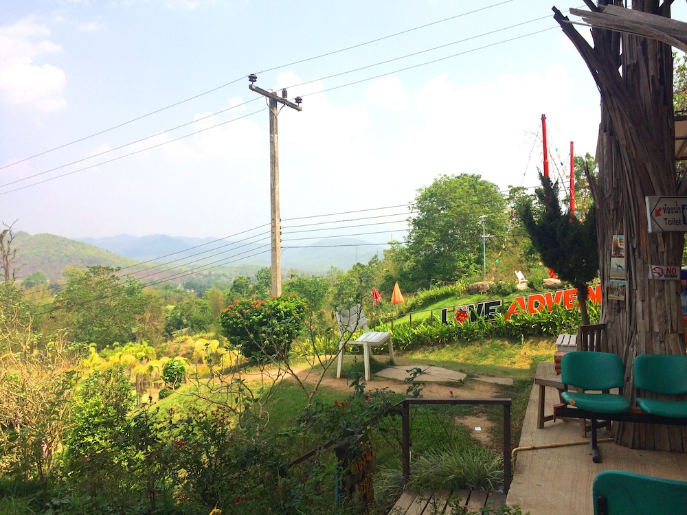 Montri Garden House