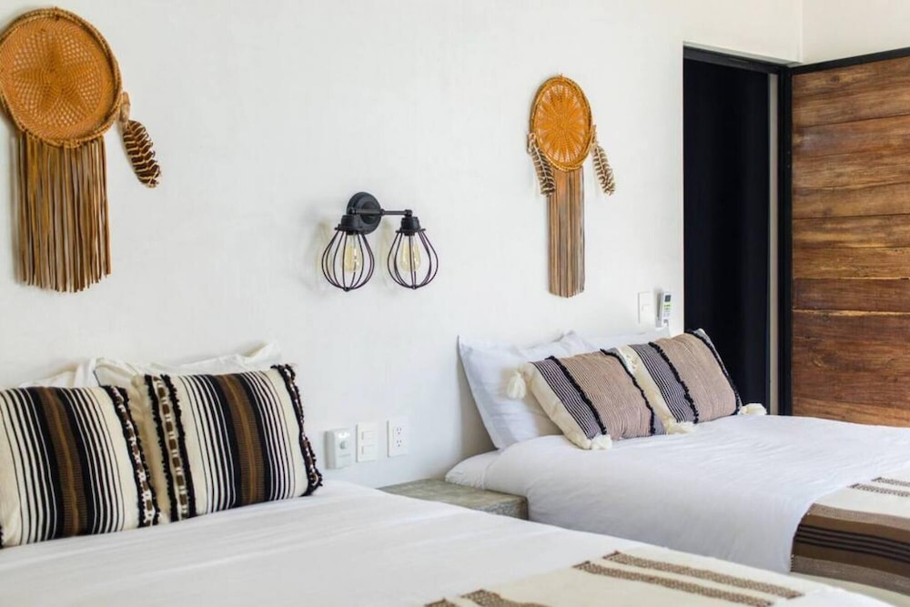 Elegant 2-br Flat Near Downtown Tulum Area view 2