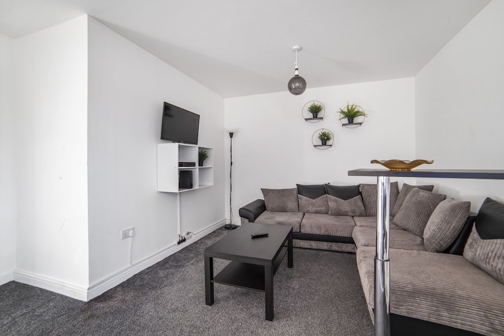 Leicester Vacations - Leicester City Center Perfect Stay - Property Image 9