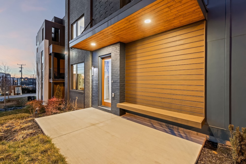 4 Rooftop Decks 4 Hot Tubs Game Rooms Sauna