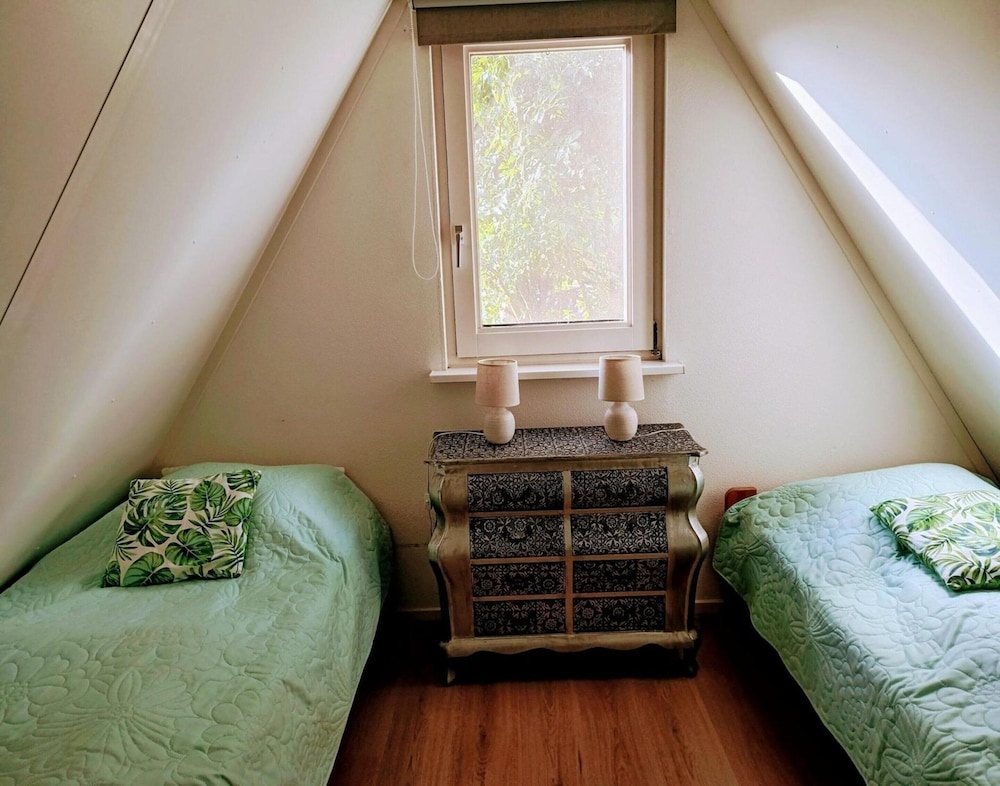 Cozy Holiday Home in Sint Maartenszee