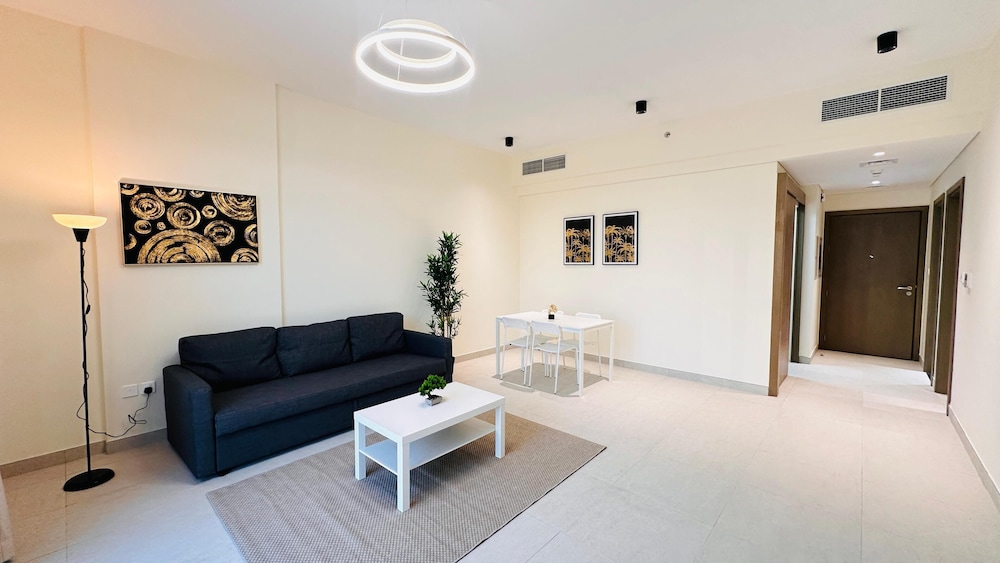 Dancenter Retreat Sheikh Zayed Road