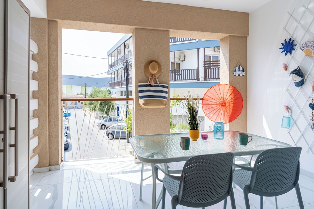 Sunny Side Studio W-Terrace Larnaca