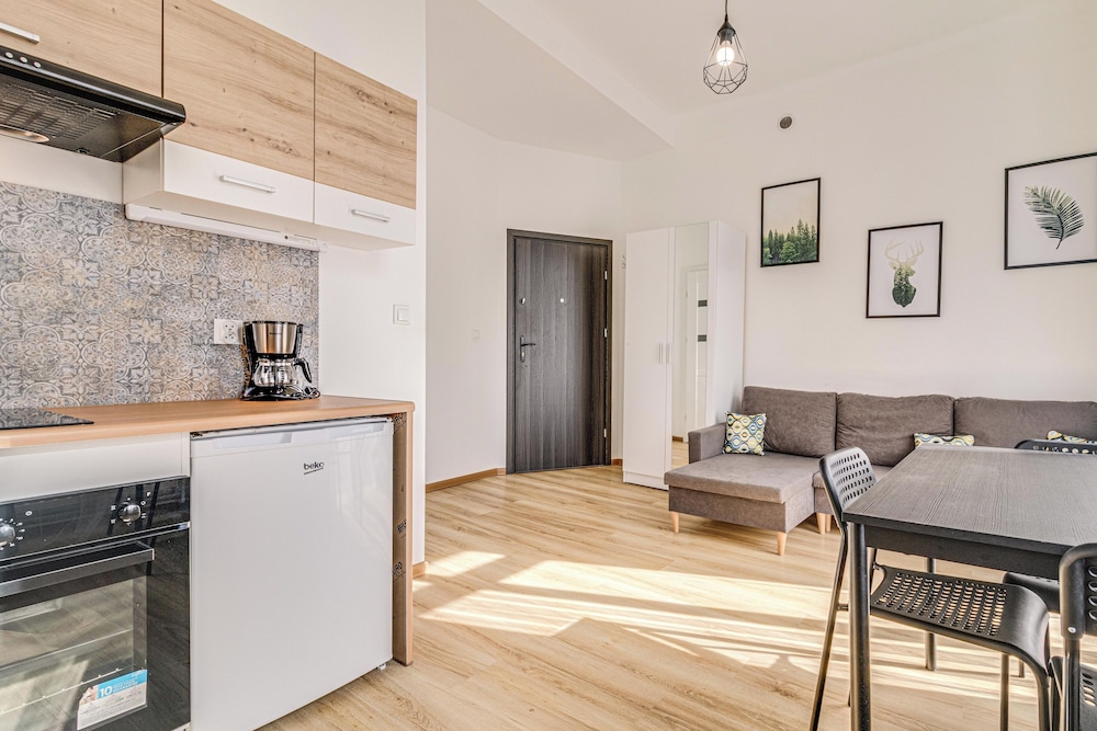RentPlanet - Apartamenty Żeromskiego view 2