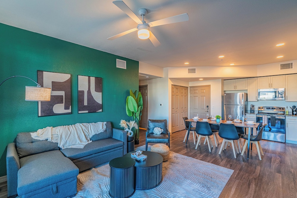 ROVE LIVING/KL - Cardinal 95
