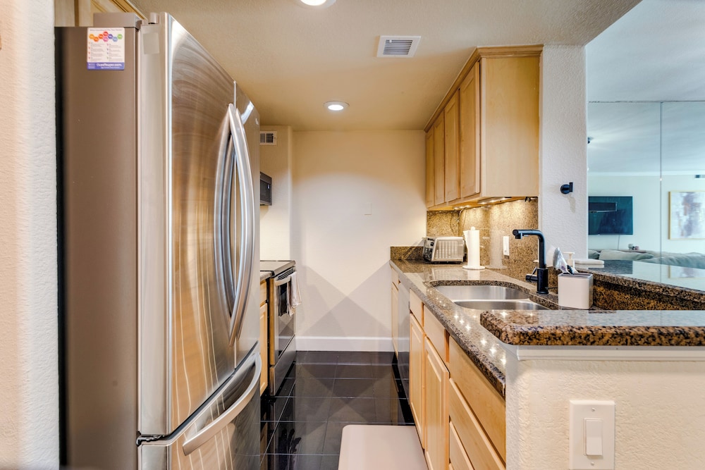 Downtown Denver Condo in the Center of the City!