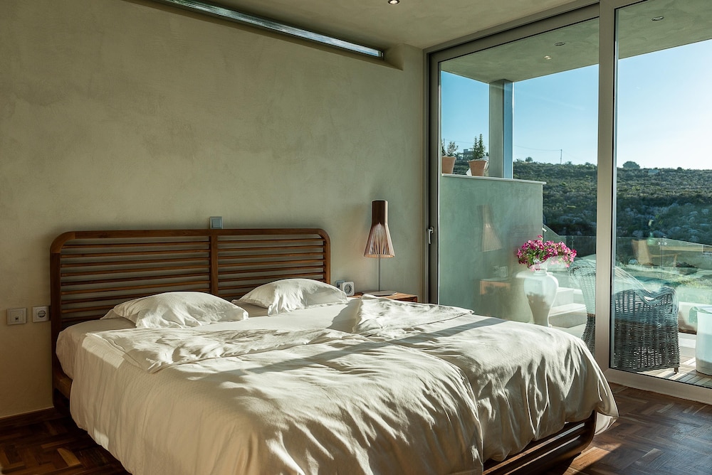Villa Charlotte by CuraVillas Collection
