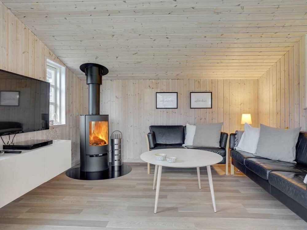 5 Star Holiday Home in Saeby