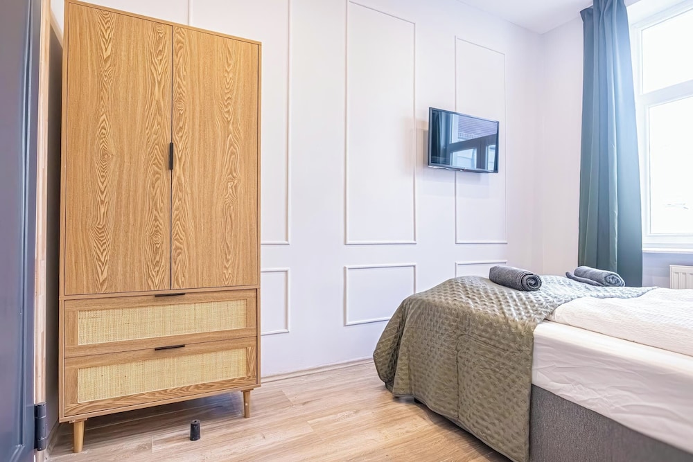 9BR Apts in the Heart of Vienna