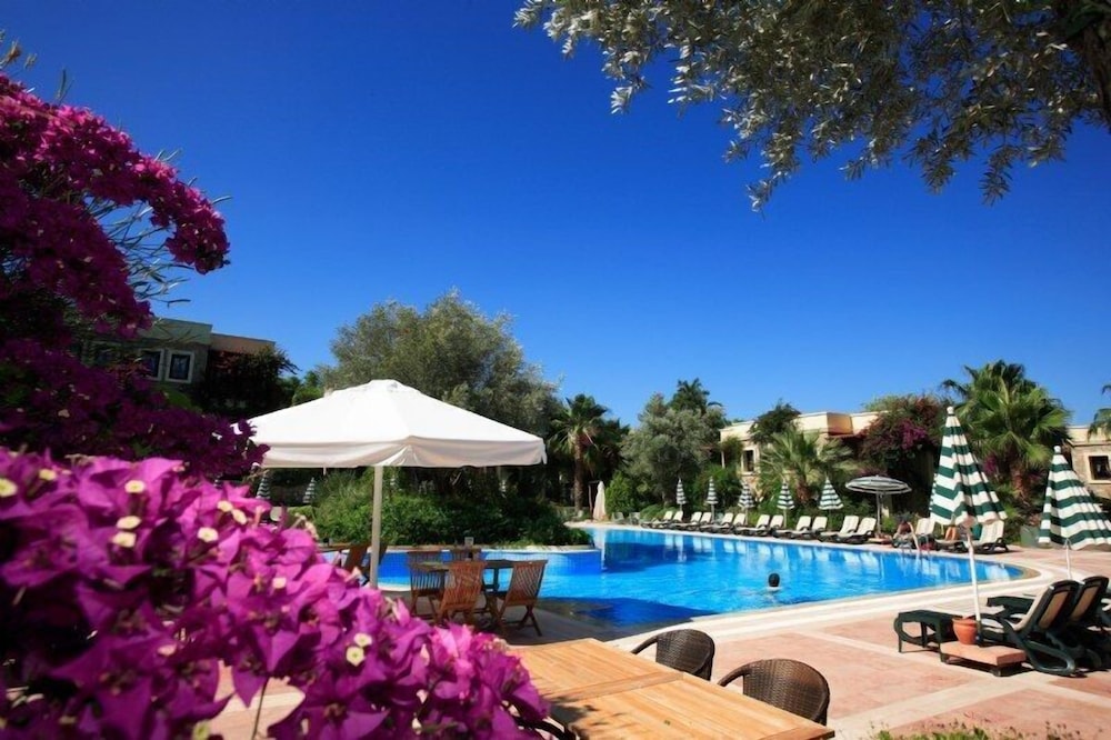 Zeytinada Otel - Image 45