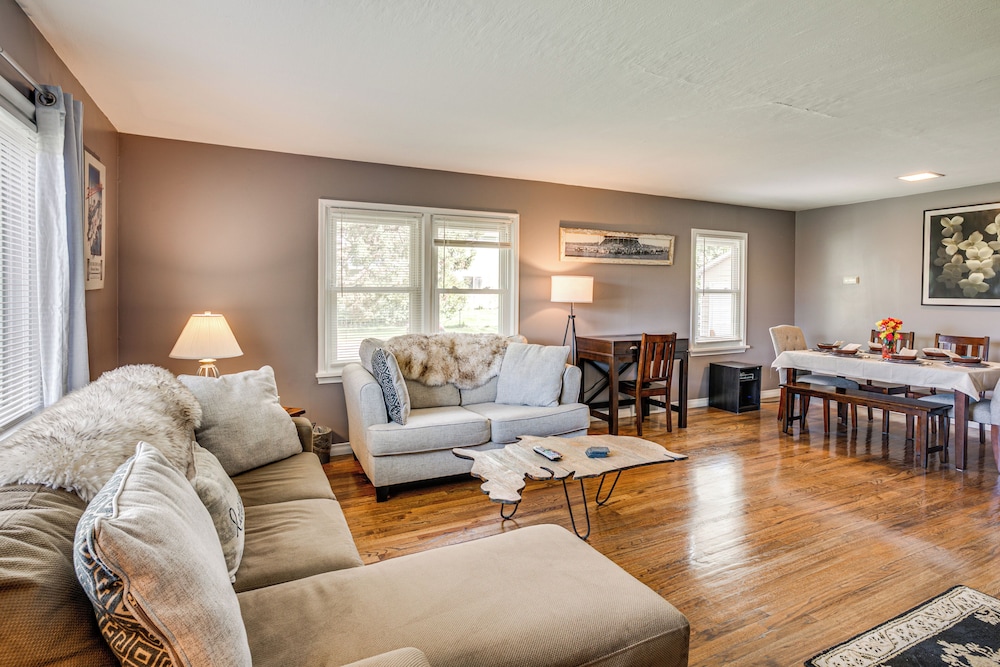 Fishing & Skiing Base! Residential Bozeman Escape