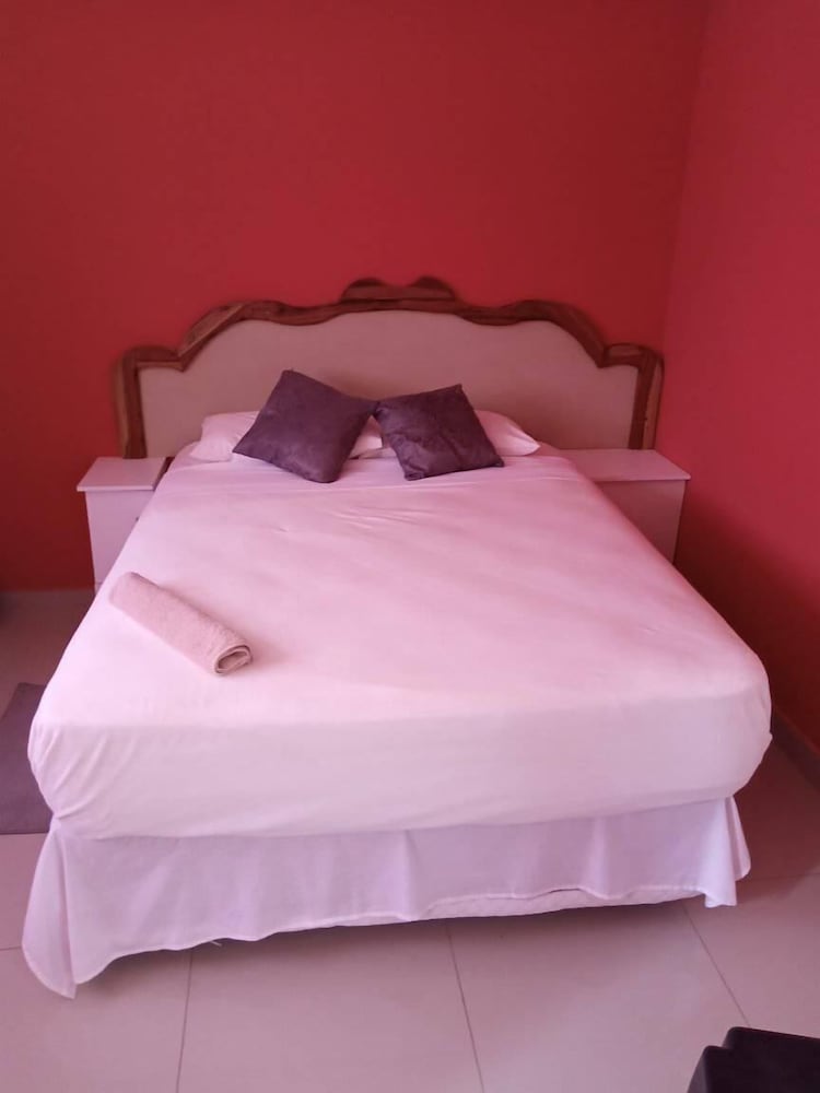 4M Guest House