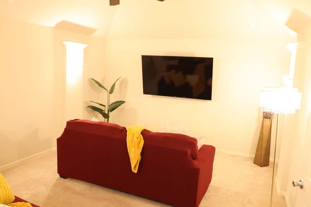 Homify360 5BR Home With Game Room Media Room