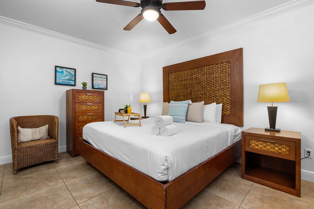 Private Jacuzzi Resort Amenities Close 2 Beach
