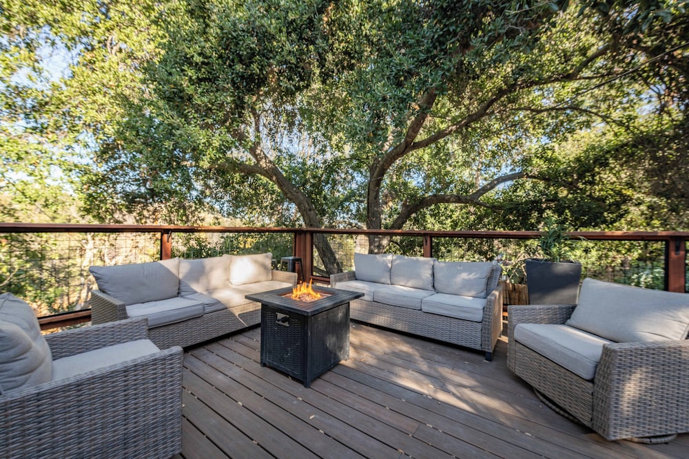 Downtown Treehouse