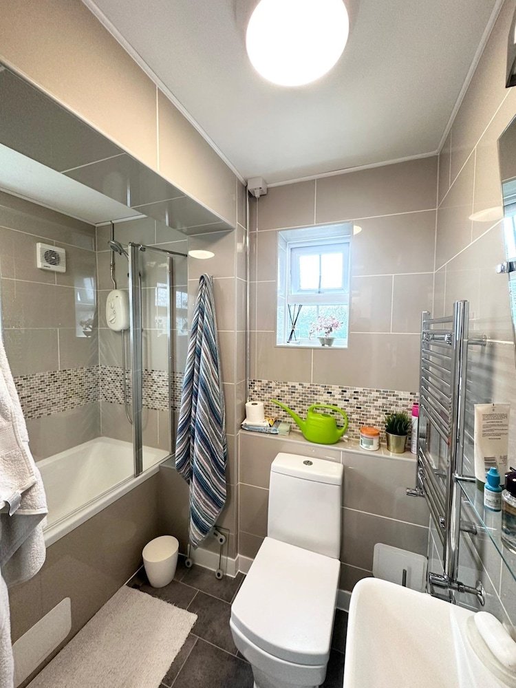 Glendale close - Huku Kwetu - 4 Bedroom