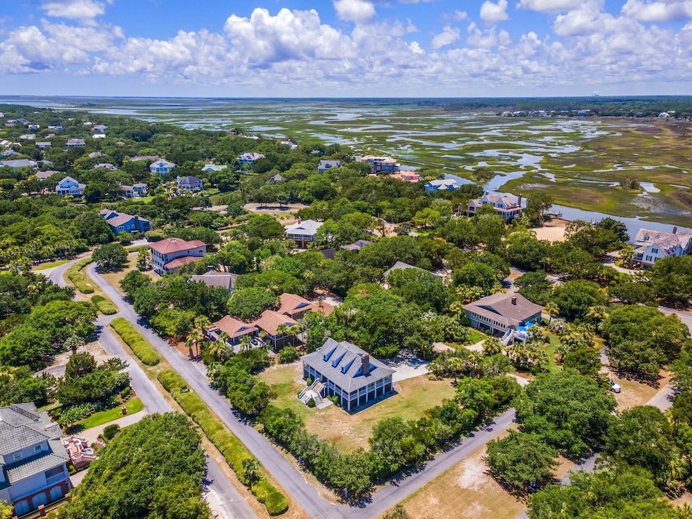 Berry Restful 5 Bedroom Home