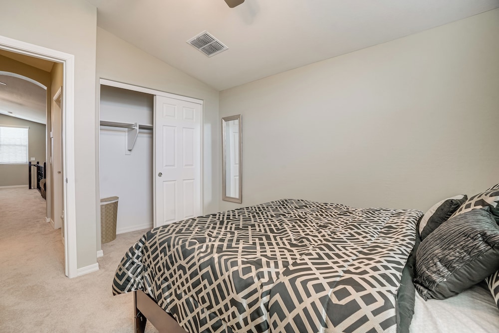 Covered Patio & Community Pool: Home in Surprise