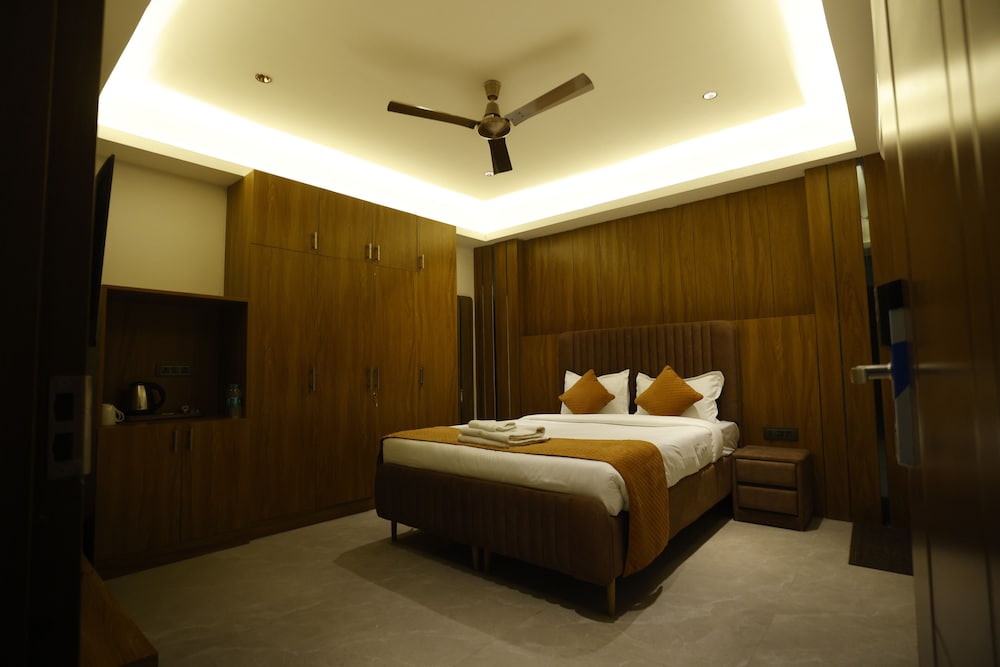 The Hoften Lotus Court Noida