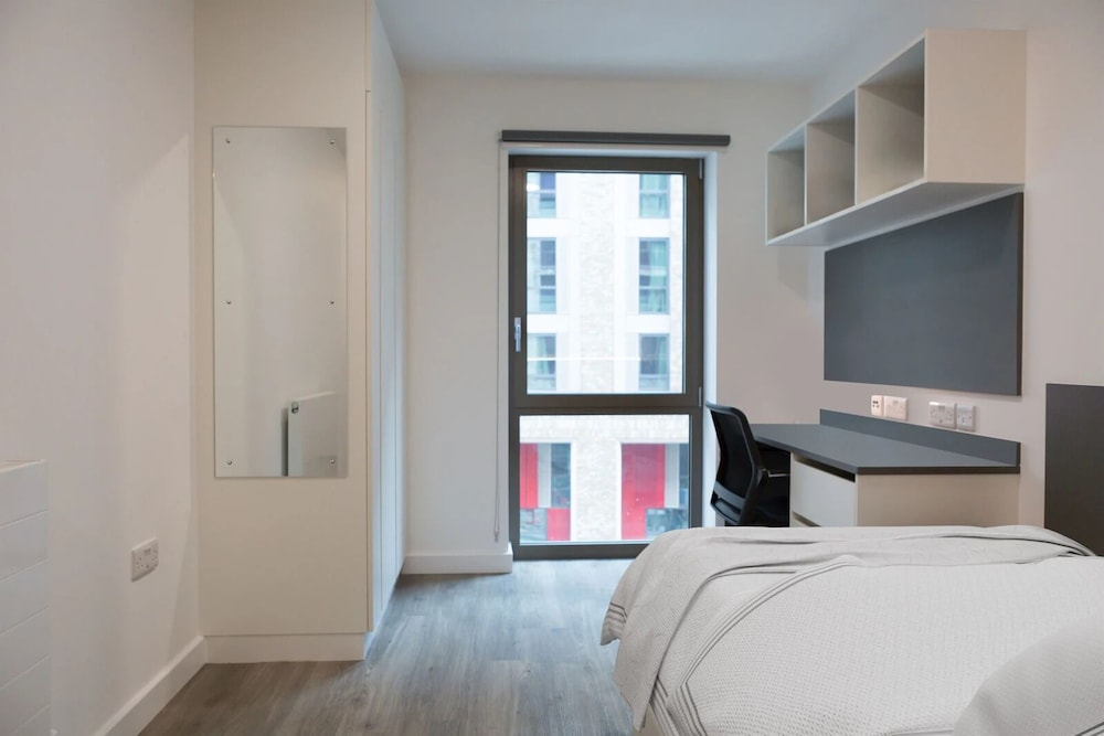 For Students Only Chic Studios and Ensuites at Chapter Highbury II in London