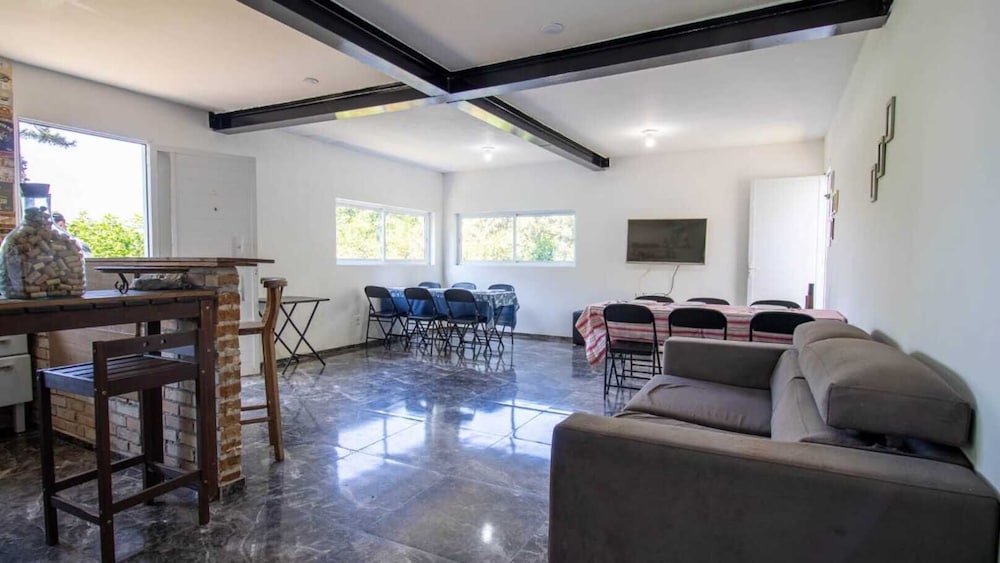 Ref gio Pet-friendly c Lareira Garagem e Wi-fi