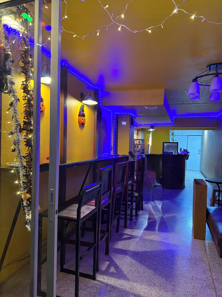 Dengba Hostel-Loikroh Chiang Mai