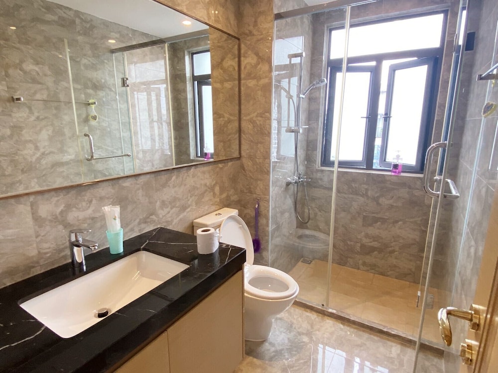 R&F TrexHomestay