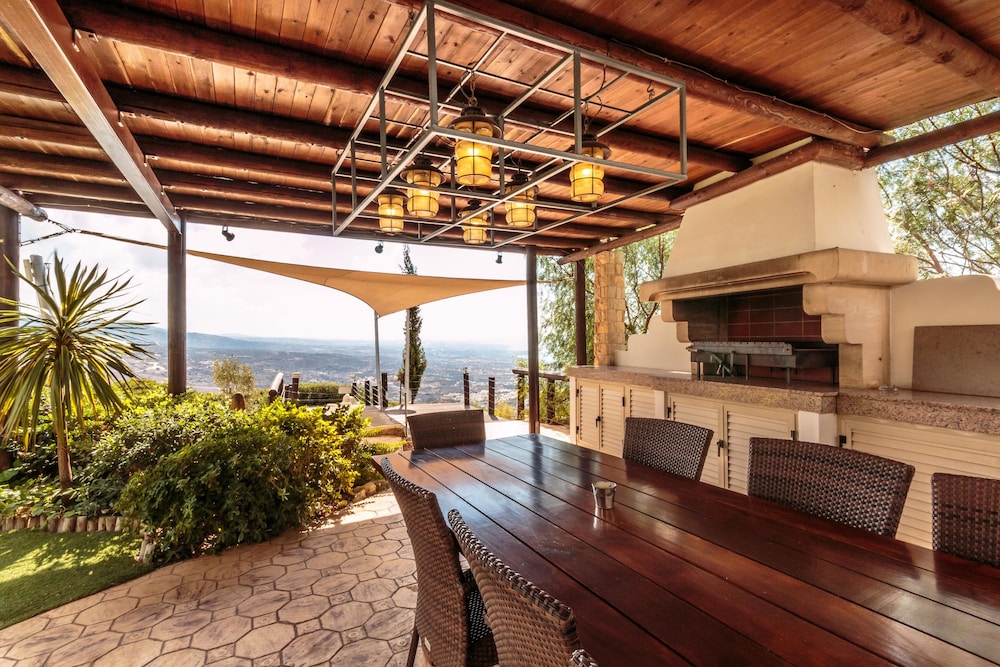 Panorama & Oceania Villas