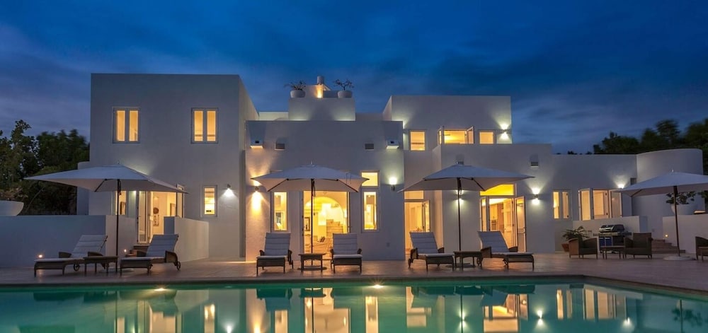 Villa Arushi - Image 1